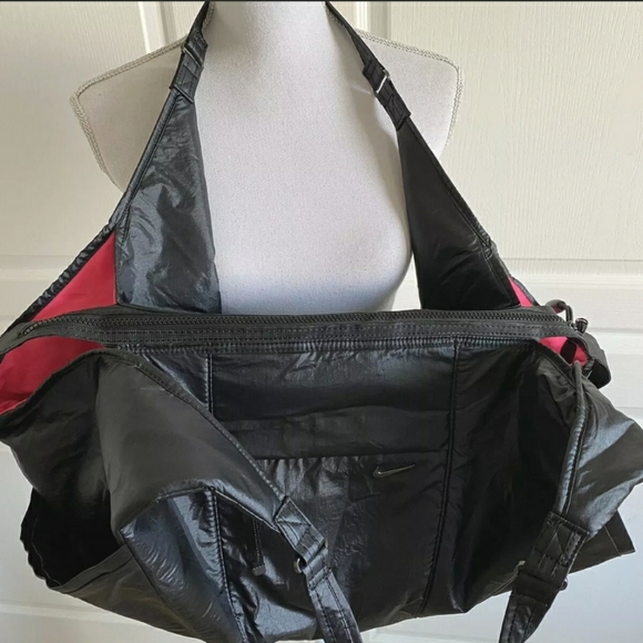 COPY - NWT! NIKE Victory Gym/Yoga Tote! Waterproof! - Picture 12 of 13
